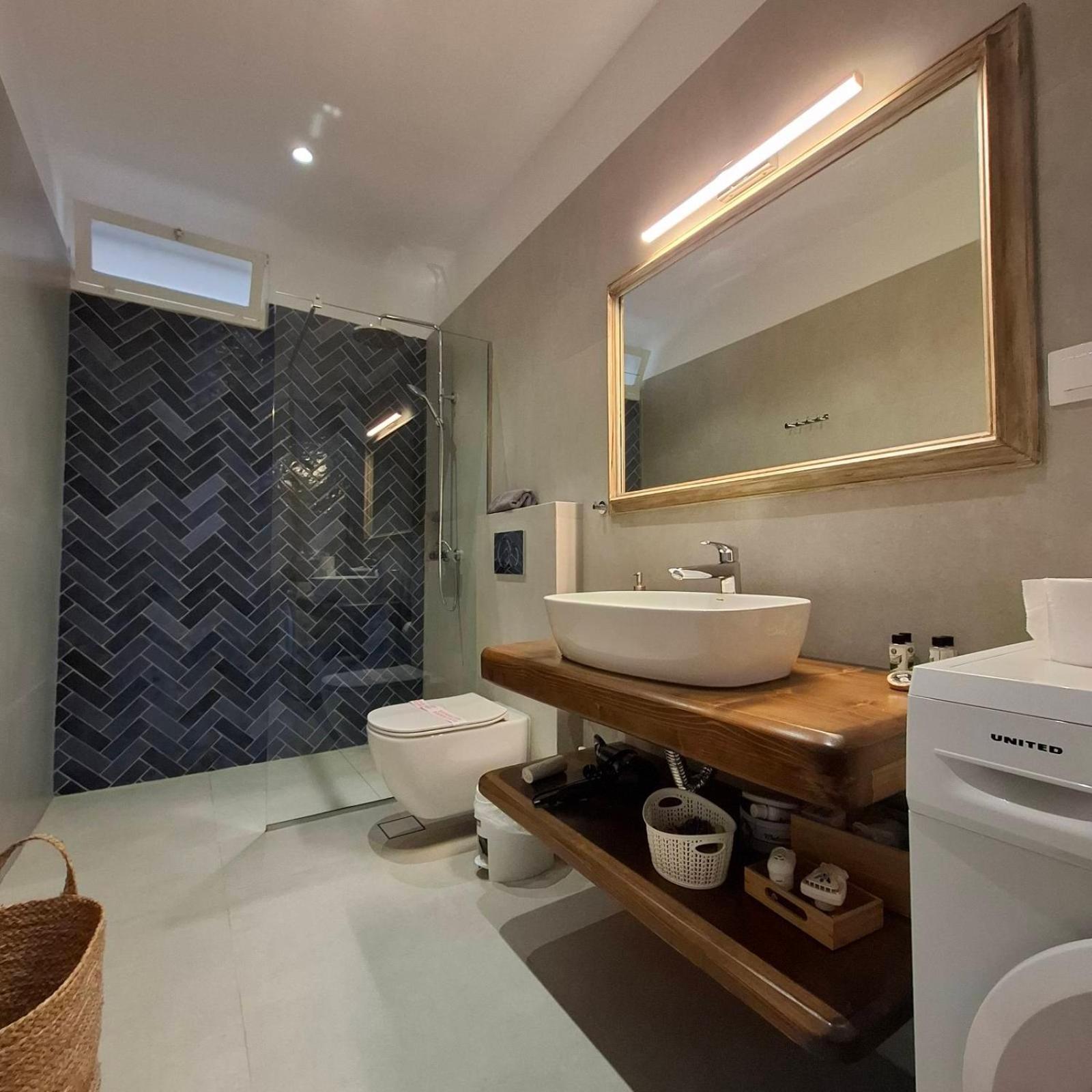 Aquarella-Stylish Veranda Apartment In Centre Of Poros Town Extérieur photo