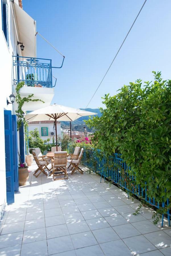 Aquarella-Stylish Veranda Apartment In Centre Of Poros Town Extérieur photo