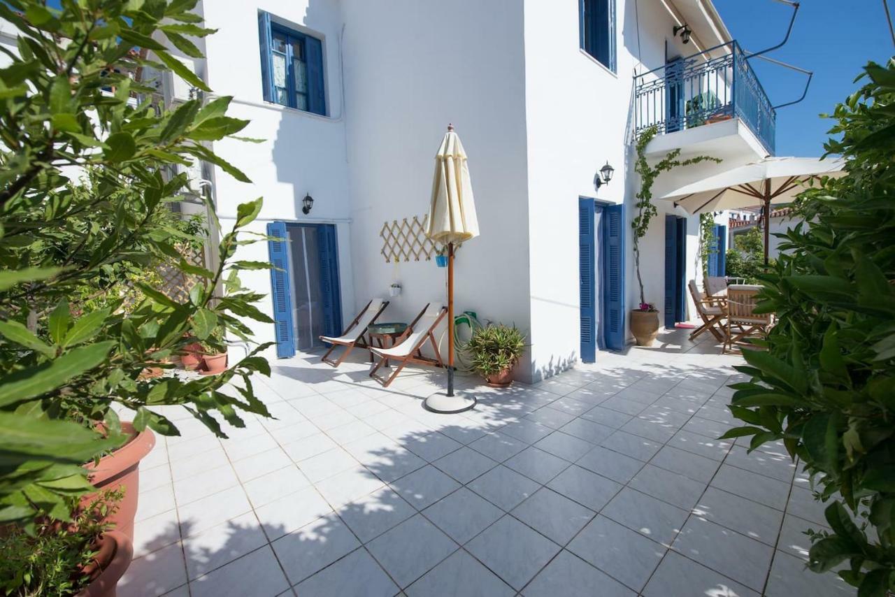 Aquarella-Stylish Veranda Apartment In Centre Of Poros Town Extérieur photo