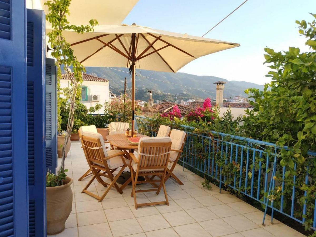 Aquarella-Stylish Veranda Apartment In Centre Of Poros Town Extérieur photo